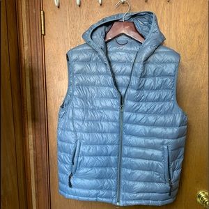 Saks hooded Puffer Vest